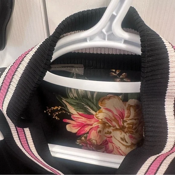 Coach Jacket - Picture 2 of 3